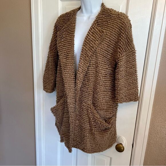 Teddy Bear Tan Sweater with pockets Small - Picture 2 of 11